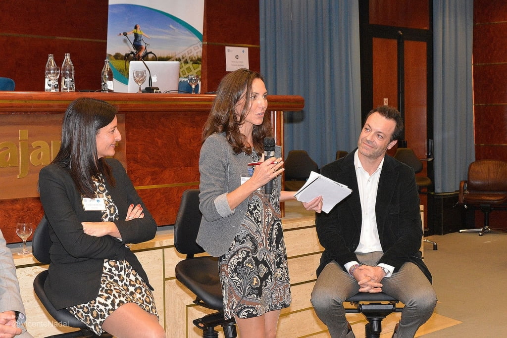 15889439275_a9d5d740de_h